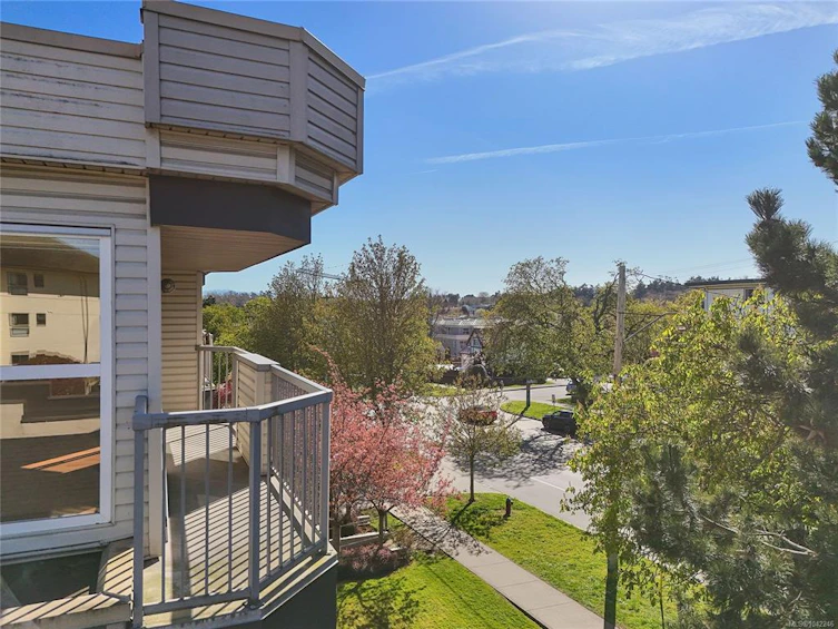 401-445 Cook Street, Victoria, BC, V8V 3Y2
