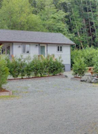 6 8631 South Shore Road