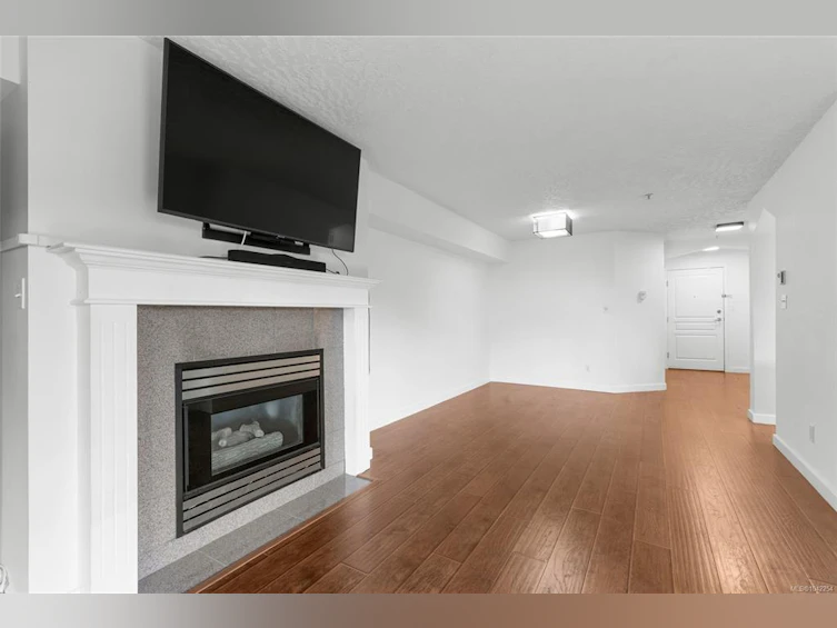 305-935 Johnson Street, Victoria, BC, V8V 3N5 - 11