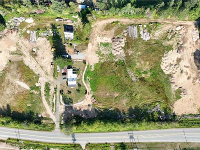 8712 N Island Highway - 2