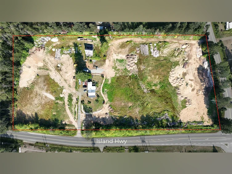8712 N Island Highway, Black Creek, BC, V0R 1C0 - 4