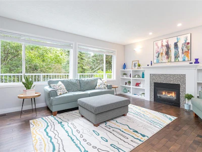 1927 Riverside Drive - 4