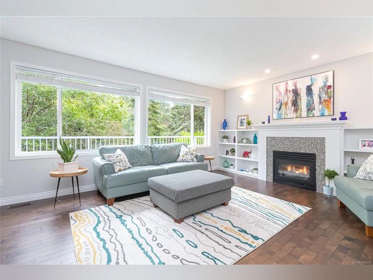 1927 Riverside Drive, View Royal, BC, V9B 6H9 - 4