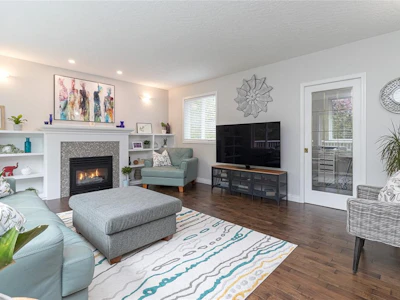 1927 Riverside Drive - 3