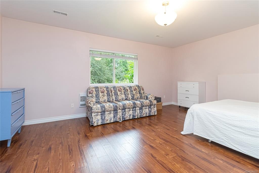 1927 Riverside Drive, View Royal, BC, V9B 6H9 - 38