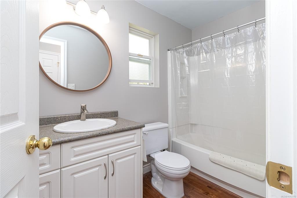 1927 Riverside Drive, View Royal, BC, V9B 6H9 - 39