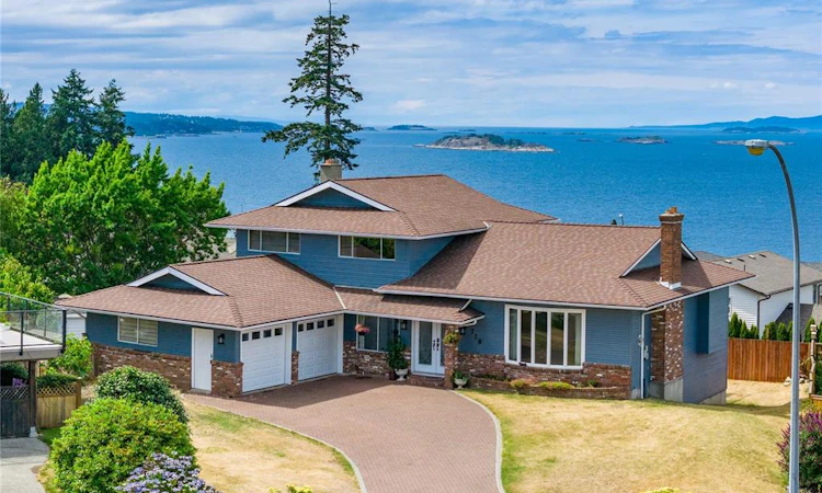 718 Isle View Place