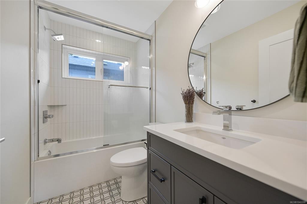 4317 Majestic Drive, Saanich, BC, V8N 3H1 - 39