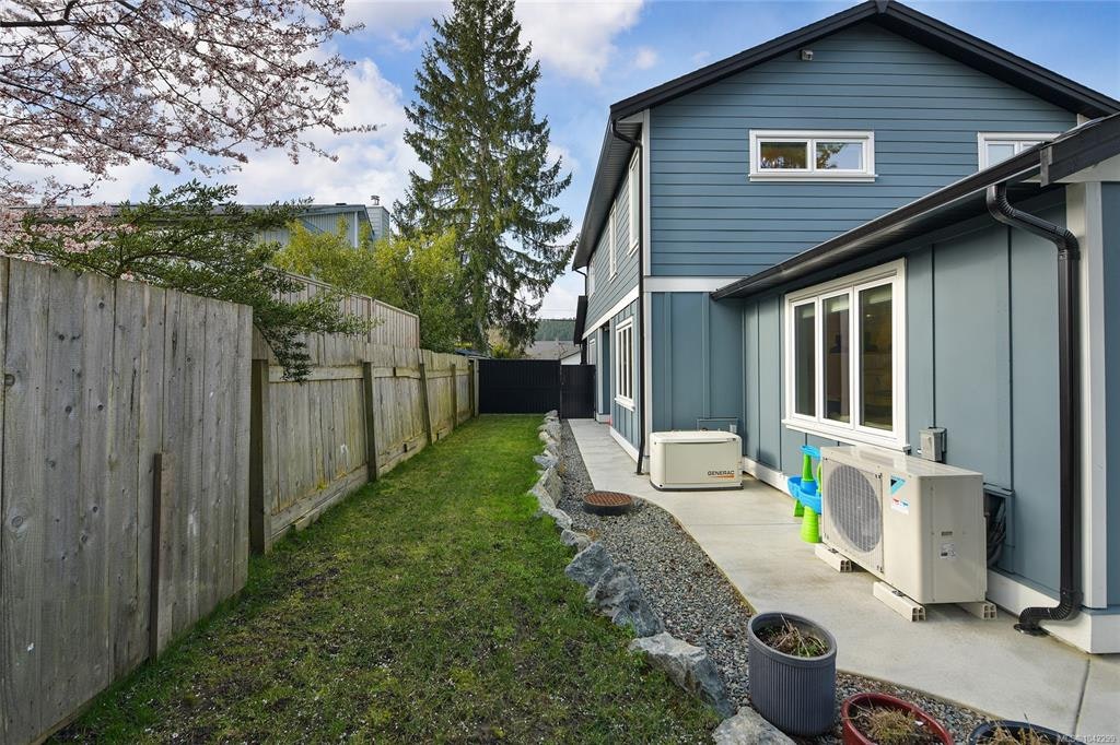 4317 Majestic Drive, Saanich, BC, V8N 3H1 - 55