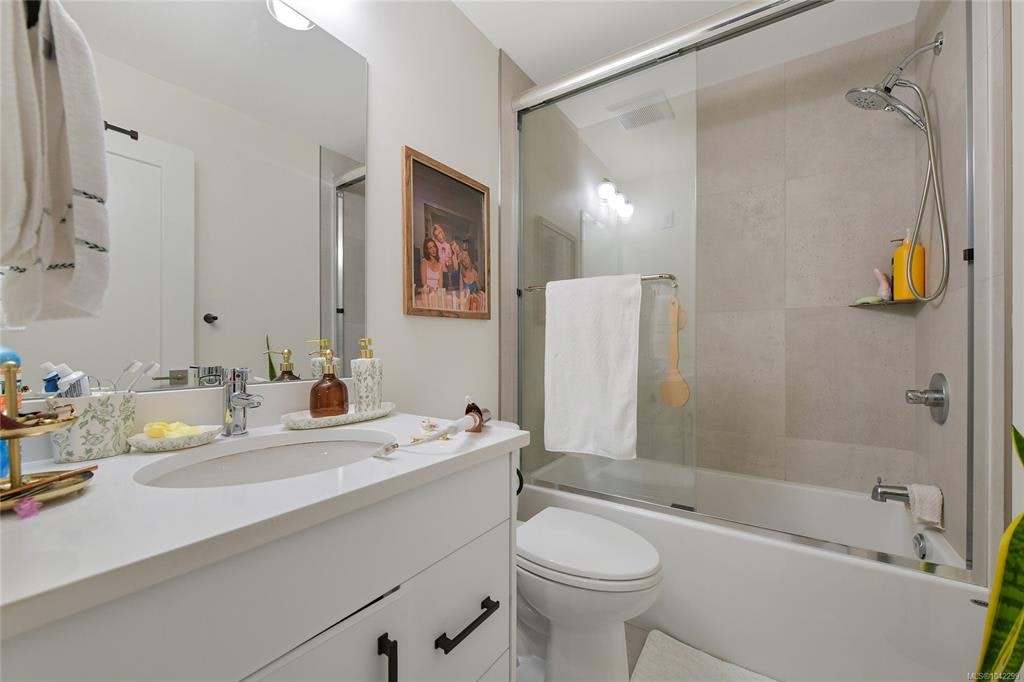 4317 Majestic Drive, Saanich, BC, V8N 3H1 - 50