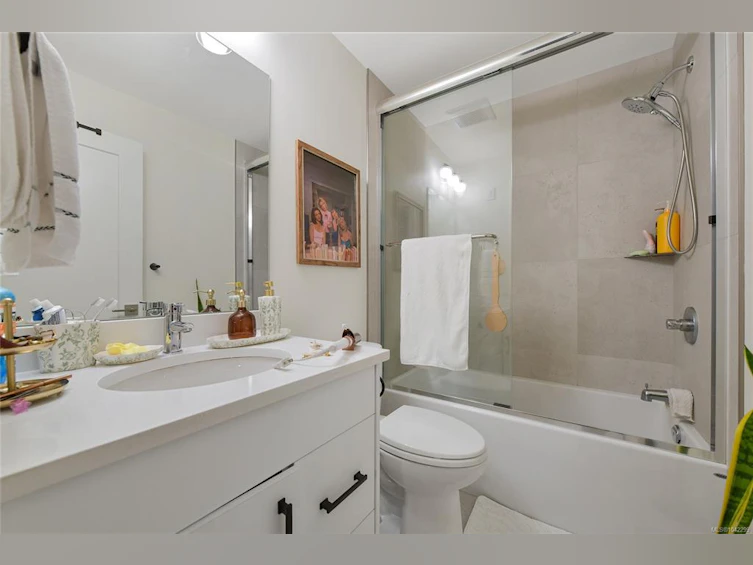 4317 Majestic Drive, Saanich, BC, V8N 3H1 - 50