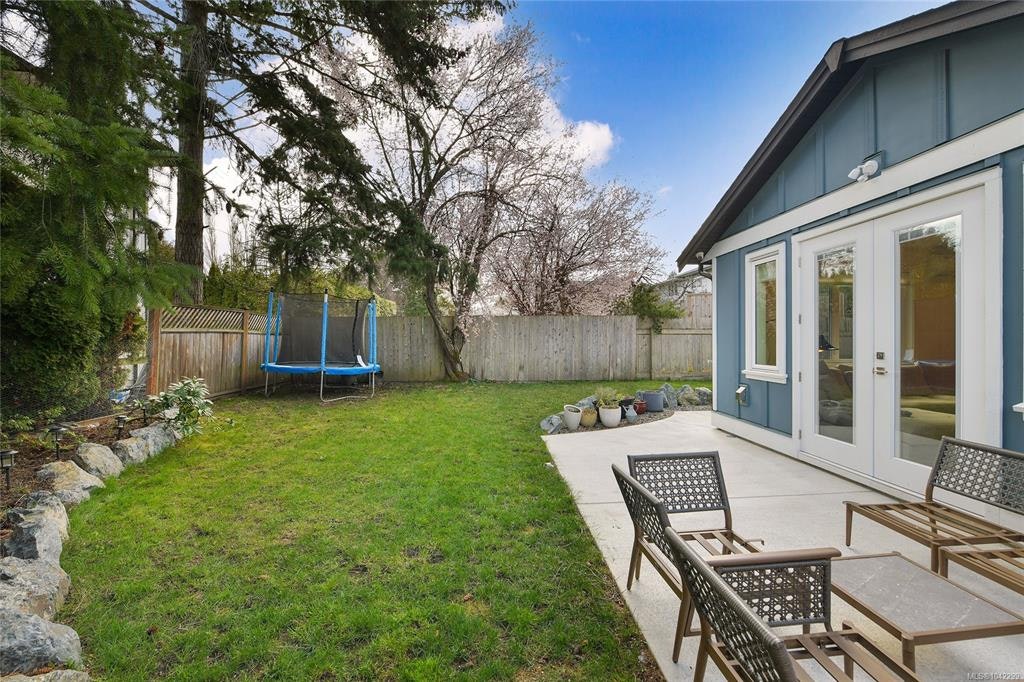 4317 Majestic Drive, Saanich, BC, V8N 3H1 - 56