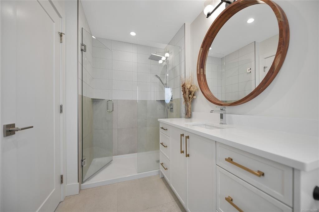 4317 Majestic Drive, Saanich, BC, V8N 3H1 - 27