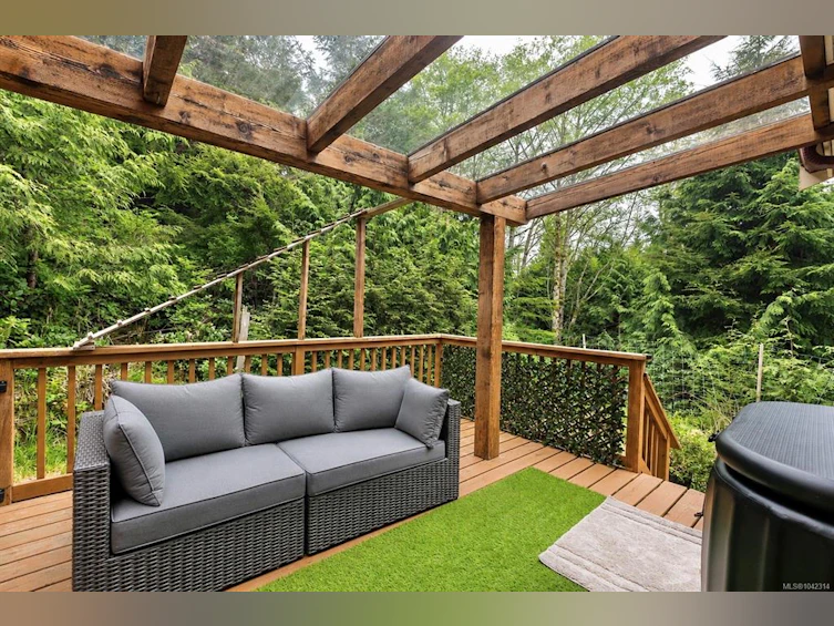 1302 Victoria Road, Ucluelet, BC, V0R 3A0 - 25