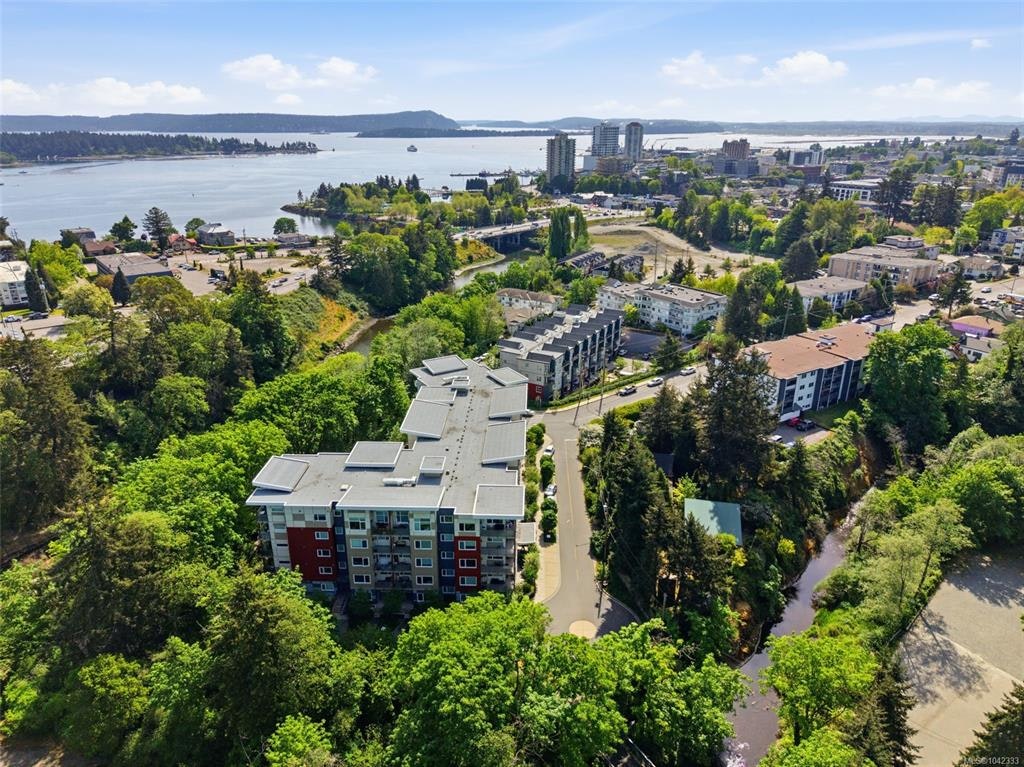 308-20 Barsby Avenue, Nanaimo, BC, V9R 0K4 - 30