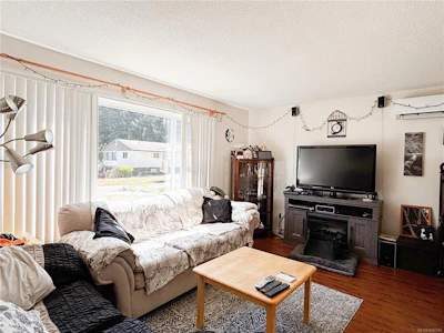 648 Nimpkish Drive - 4