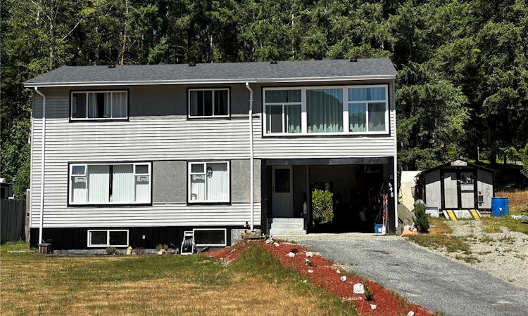 648 Nimpkish Drive