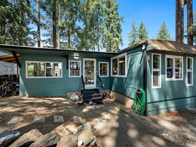 8-3560 Hallberg Road - 2