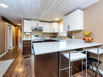 8-3560 Hallberg Road - 4
