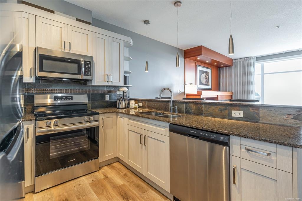 125/126C-181 Beachside Drive, Parksville, BC, V9P 2H5 - 12