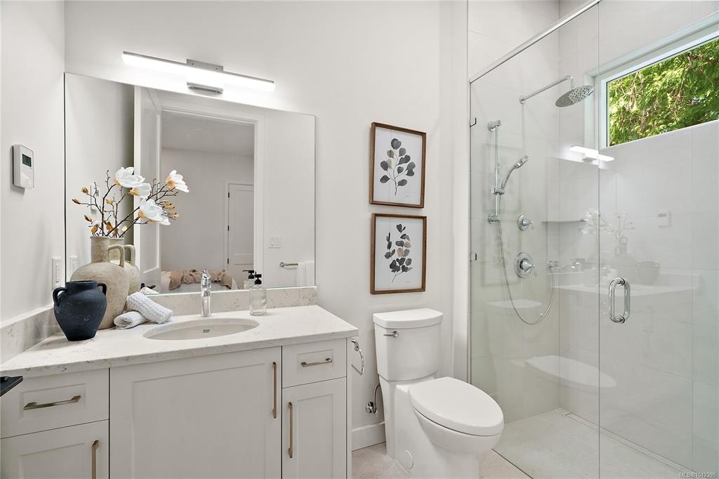 11665 Jupata Way, North Saanich, BC, V8L 5K1 - 30