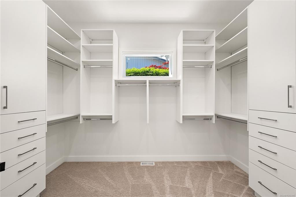 11665 Jupata Way, North Saanich, BC, V8L 5K1 - 28