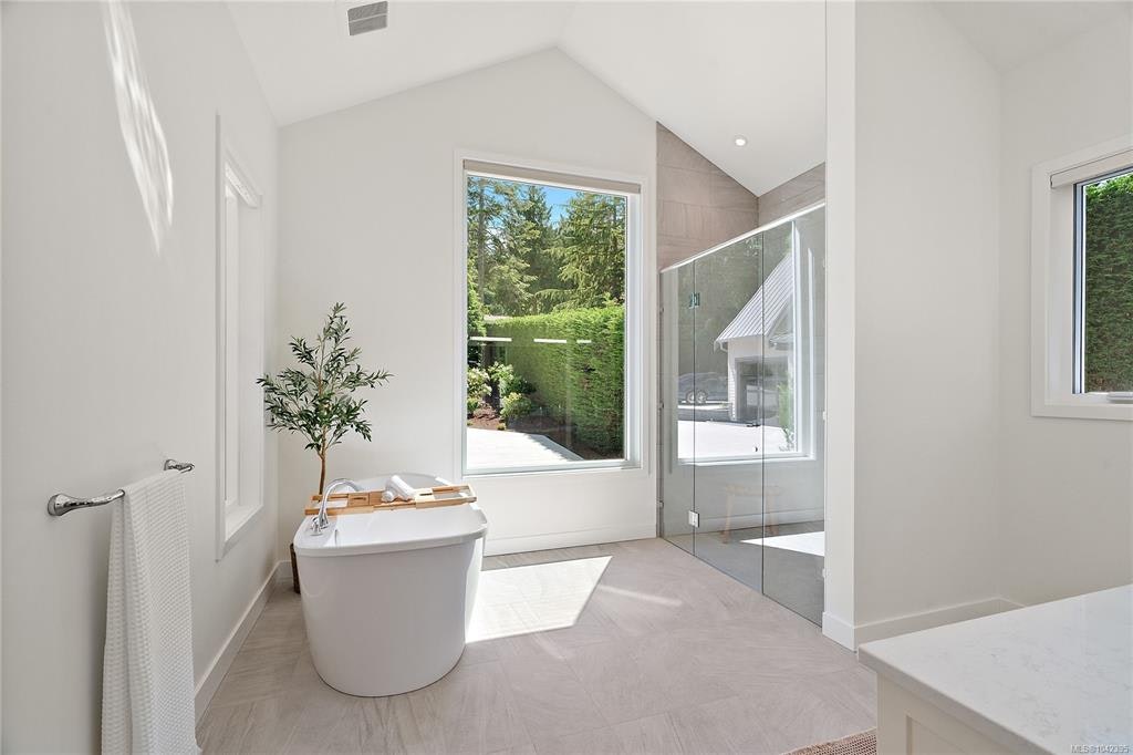 11665 Jupata Way, North Saanich, BC, V8L 5K1 - 25