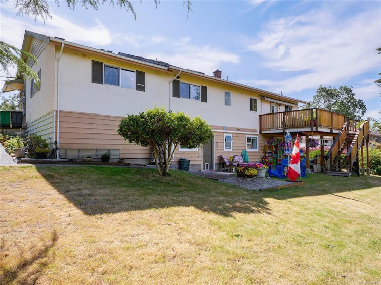 860 Falaise Crescent, Saanich, BC, V8Y 1A1 - 25