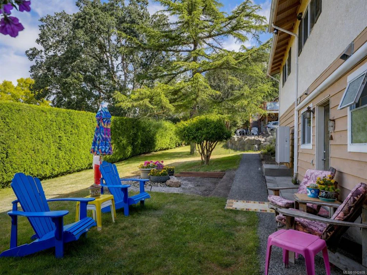 860 Falaise Crescent, Saanich, BC, V8Y 1A1 - 23