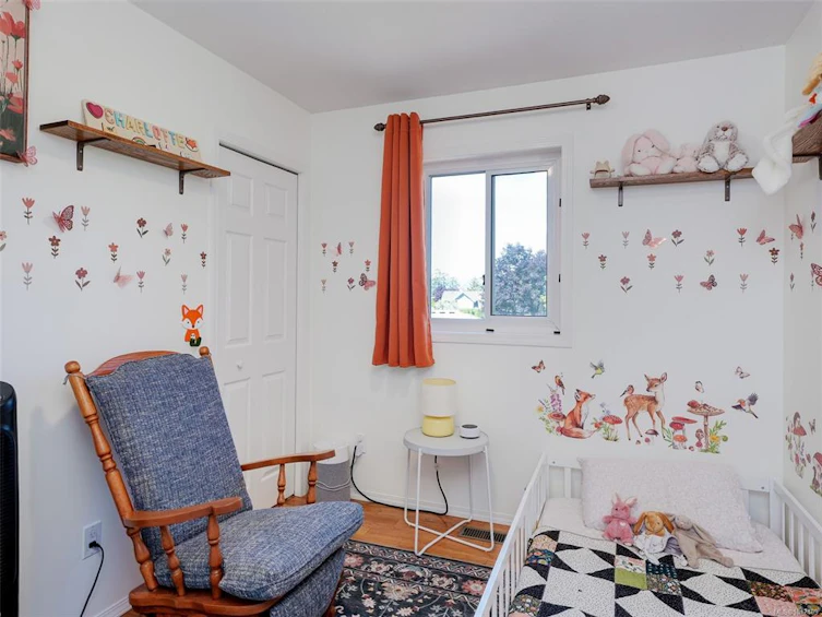 860 Falaise Crescent, Saanich, BC, V8Y 1A1 - 12