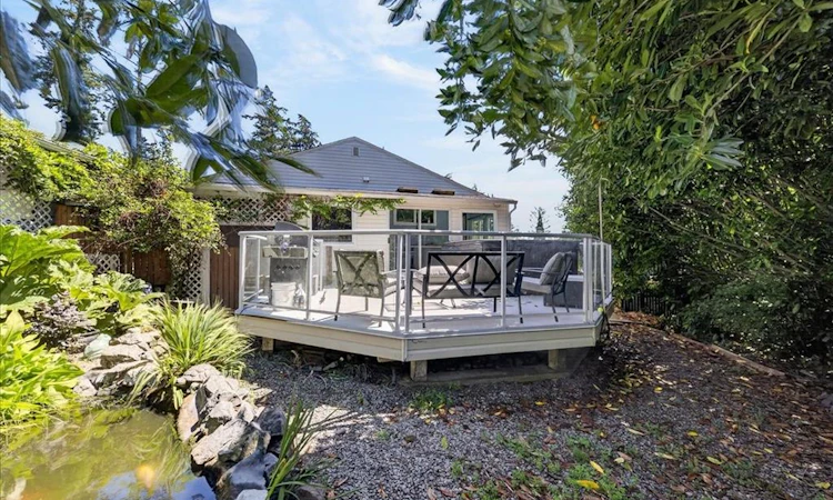 2216 Carpenter Road