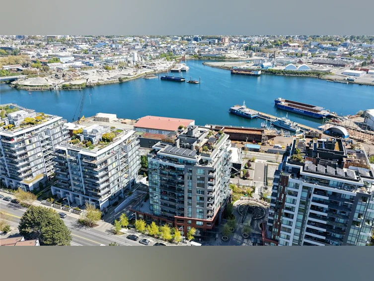 201-369 Tyee Road, Victoria, BC, V9A 0B6