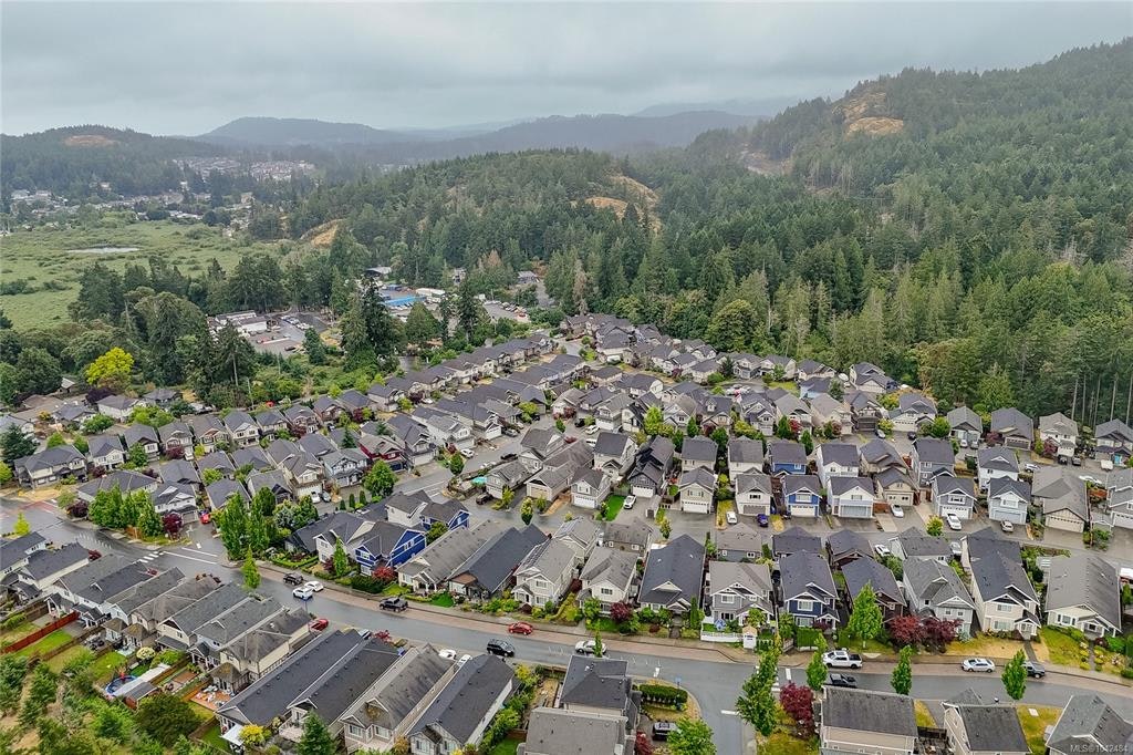 3063 Dornier Road, Langford, BC, V9B 0N2 - 39