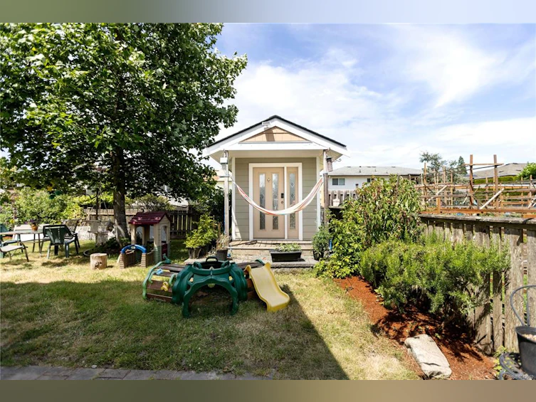1730 Christmas Avenue, Saanich, BC, V8P 2X9 - 22