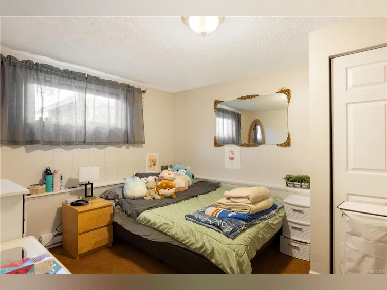 1730 Christmas Avenue, Saanich, BC, V8P 2X9 - 17