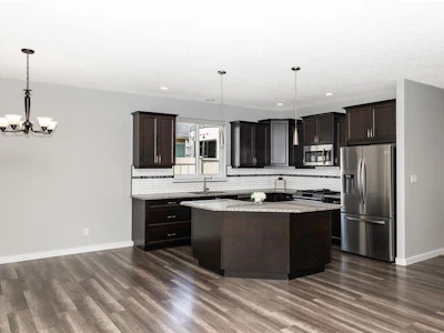 117 Strathcona Way - 5