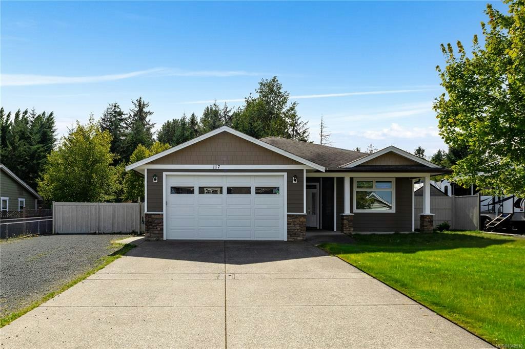 117 Strathcona Way - 3