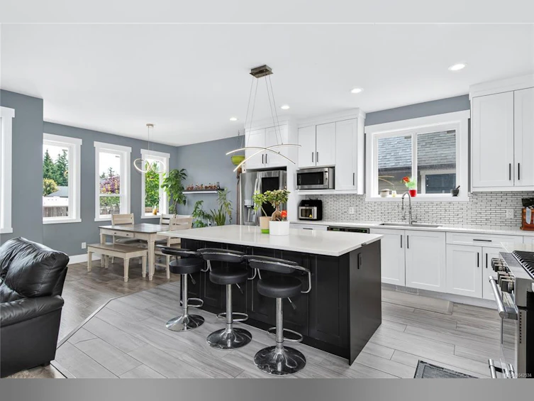 720 Sitka Street, Campbell River, BC, V9H 0E5 - 9