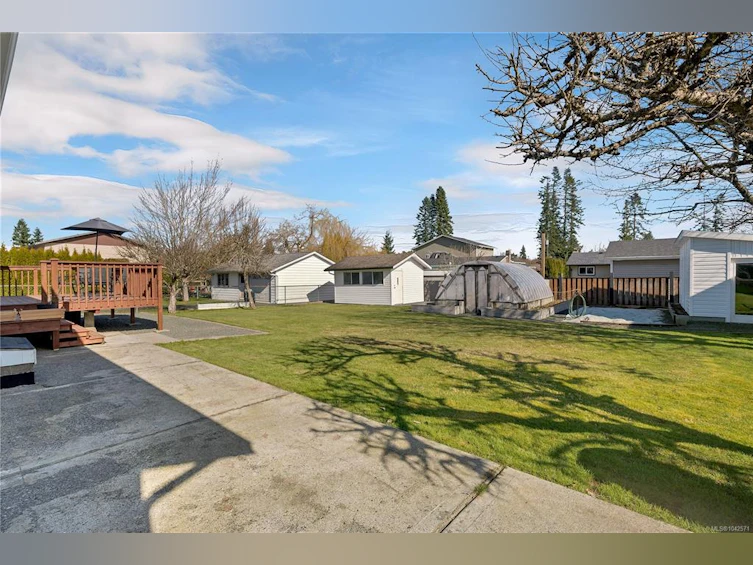 277 Carolyn Road, Campbell River, BC, V9W 3M2 - 30