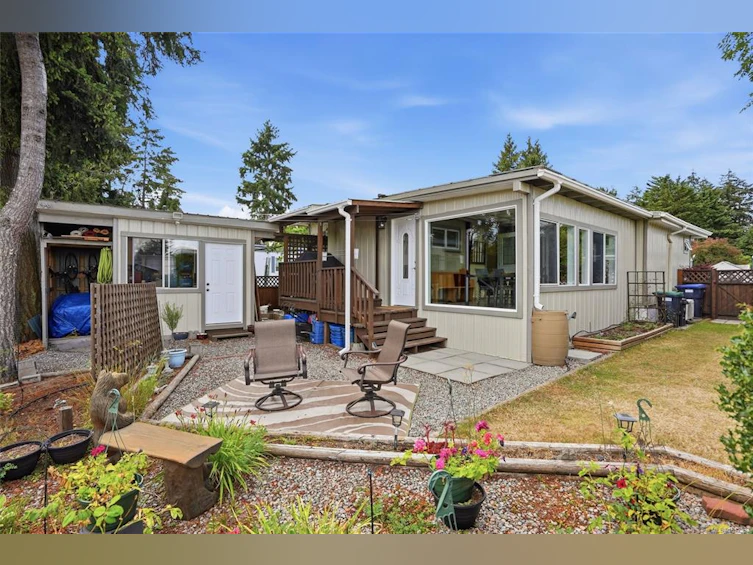 26-150 N Corfield Street, Parksville, BC, V9P 1N9 - 2