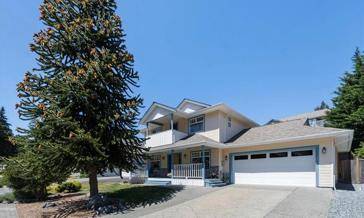 4938 Hartwig Crescent
