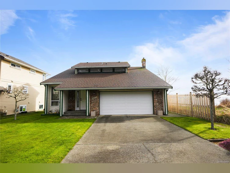 1081 S Island Highway, Campbell River, BC, V9W 1B4 - 34