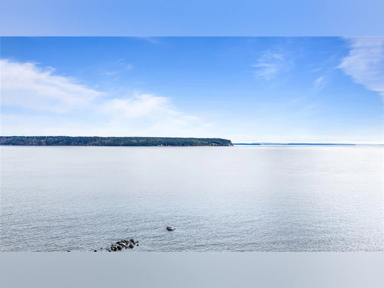 1081 S Island Highway, Campbell River, BC, V9W 1B4 - 3