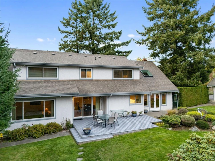 1741 Barrie Road, Saanich, BC, V8N 2W4 - 51