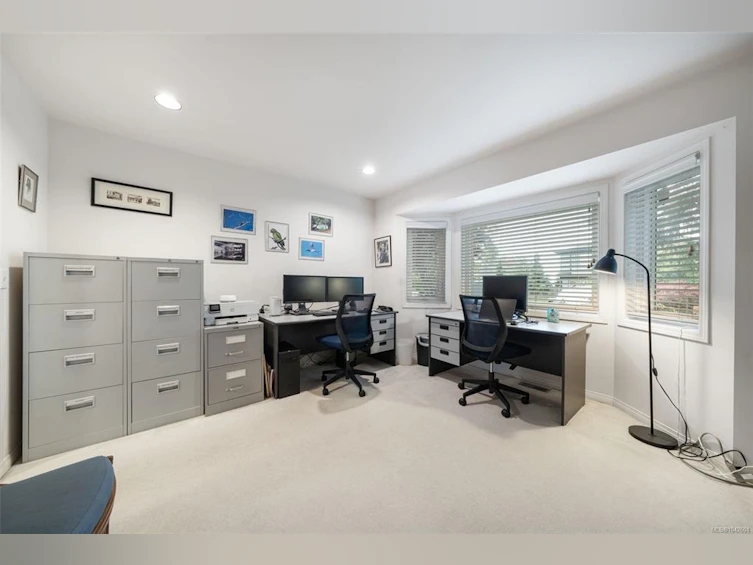 1741 Barrie Road, Saanich, BC, V8N 2W4 - 27