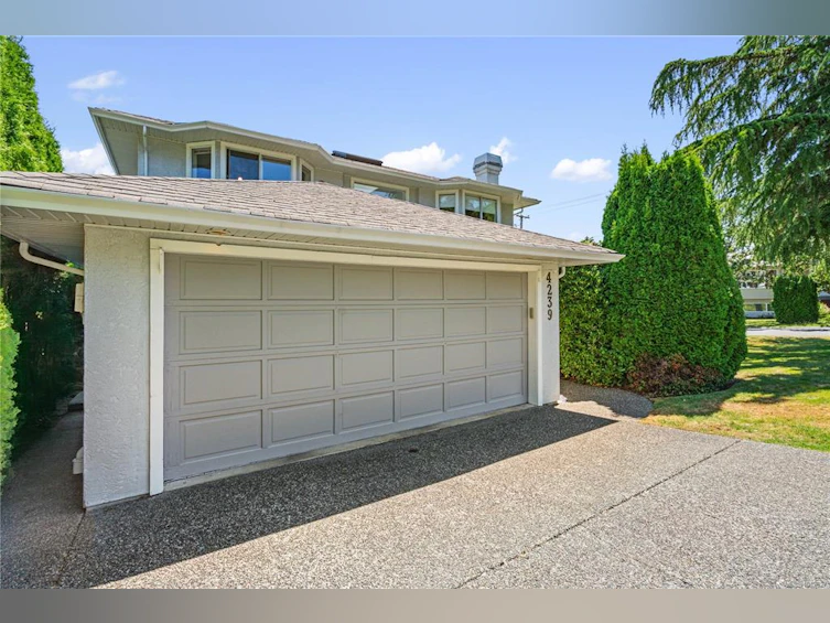 4239 Arbordale Court, Saanich, BC, V8N 6K1 - 44