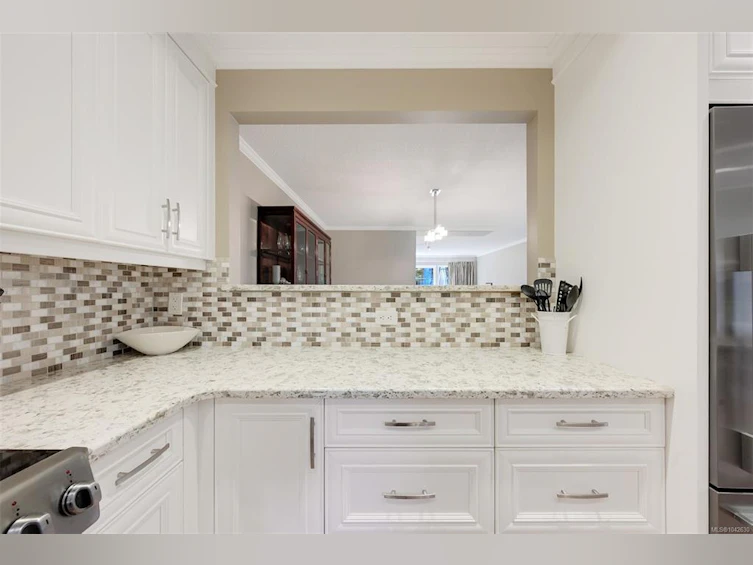 104-2345 Cedar Hill Cross Road, Oak Bay, BC, V8P 5M8 - 18