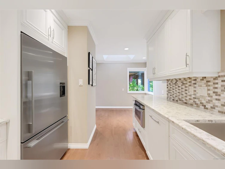 104-2345 Cedar Hill Cross Road, Oak Bay, BC, V8P 5M8 - 17