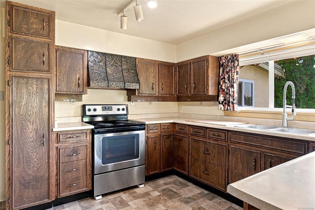 950 Dunn Avenue - 3