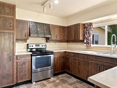 950 Dunn Avenue - 3